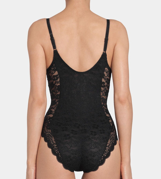 Triumph Body met beugel AMOURETTE 300 BSW zwart *uitlopend