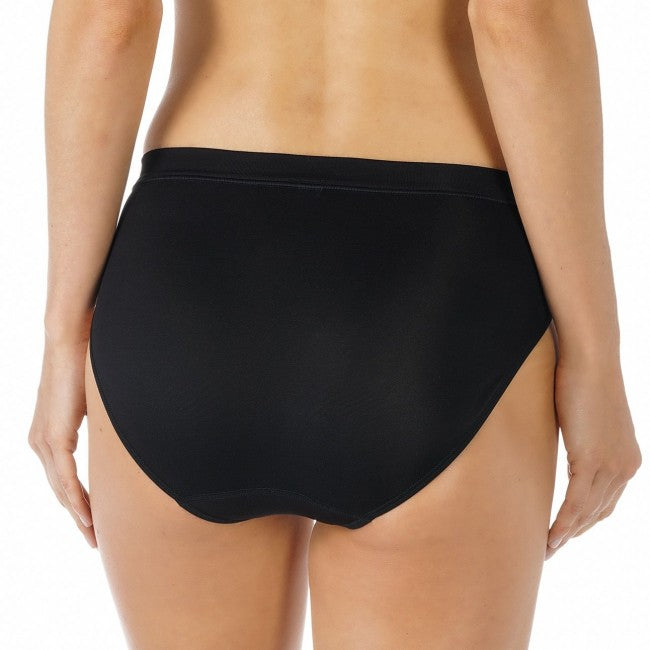 Mey slips emotion 59201