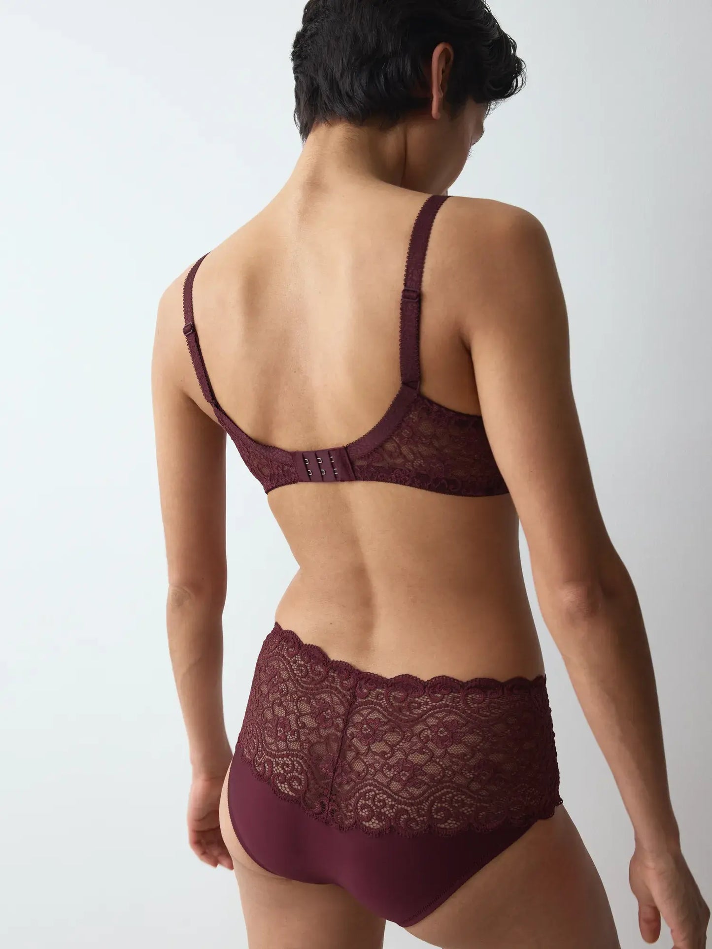 Triumph voorgevormde Spacer BH Amourette WP R* -  Claret (7291)