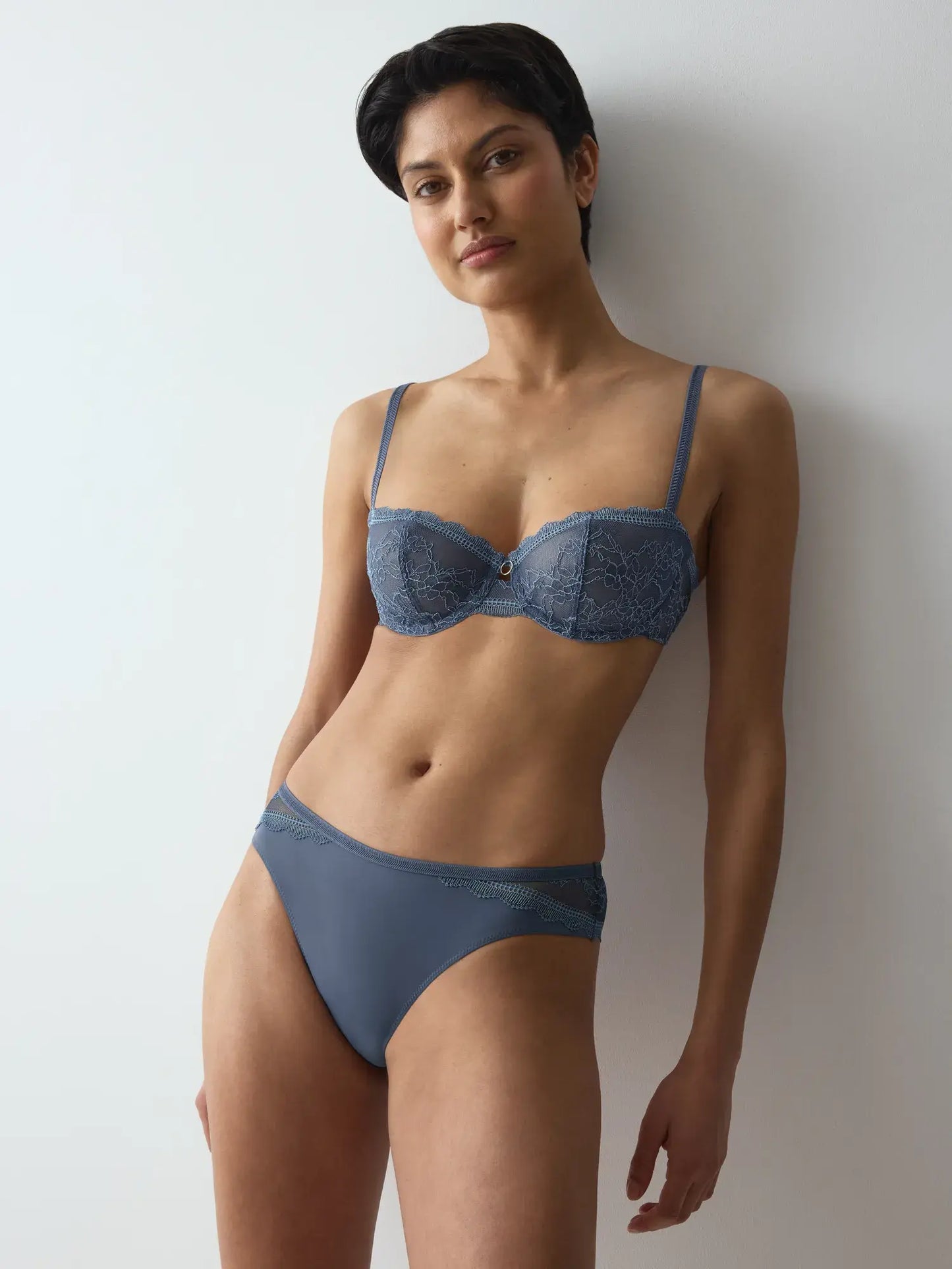 Triumph String/hipster - Comfort Allure Brazilian R* - Indigo Veil (7873)