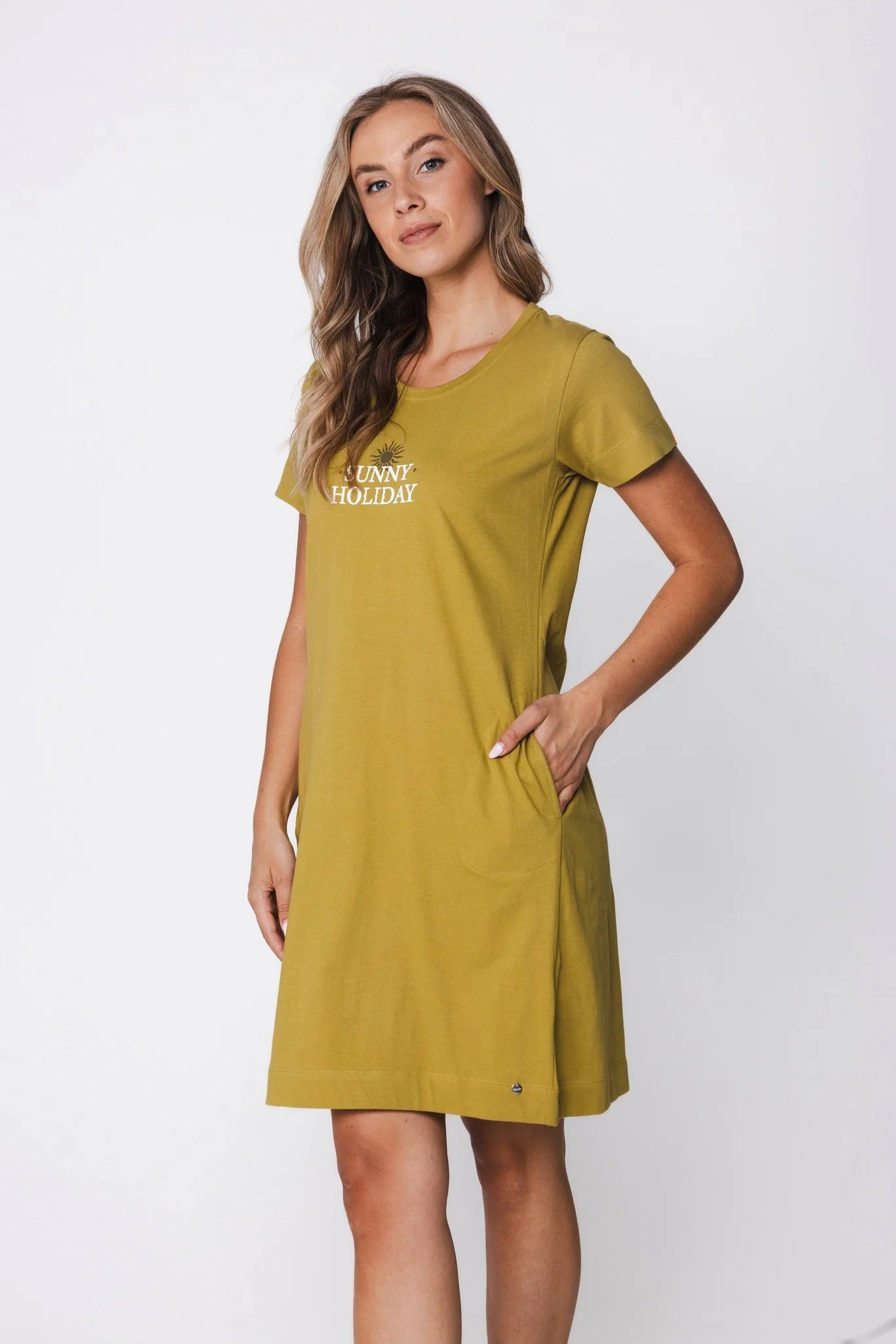 Rebelle Nachthemd met opdruk - Sunny Holiday 111261-654-1 - Mosterd geel groen
