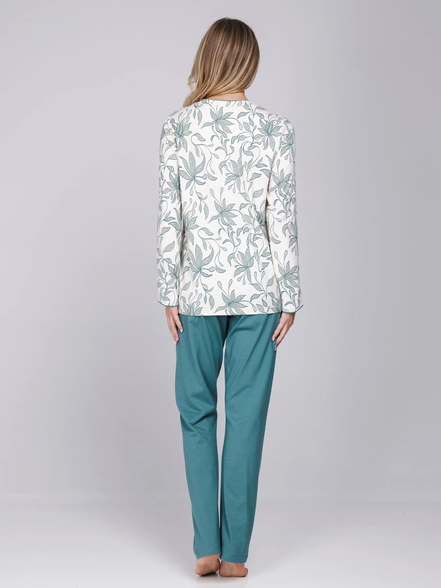 Pastunette Pyjama met knoopsluiting serie Nordic leaf - 121262-126-1 - Groen