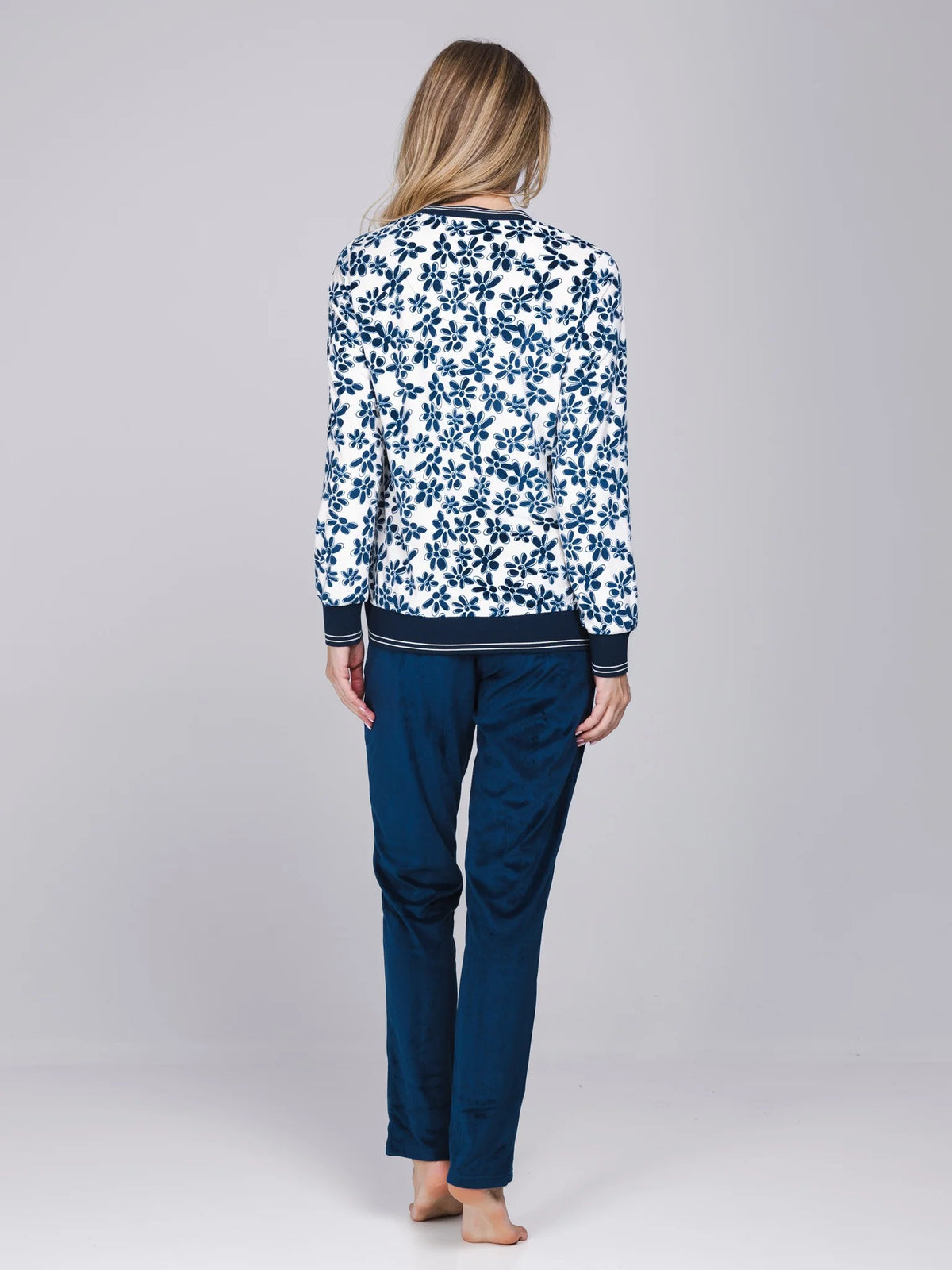 Pastunette warme fleece Pyjama met boorden - Nordic Bloom 121262-152-1 - Donker blauw