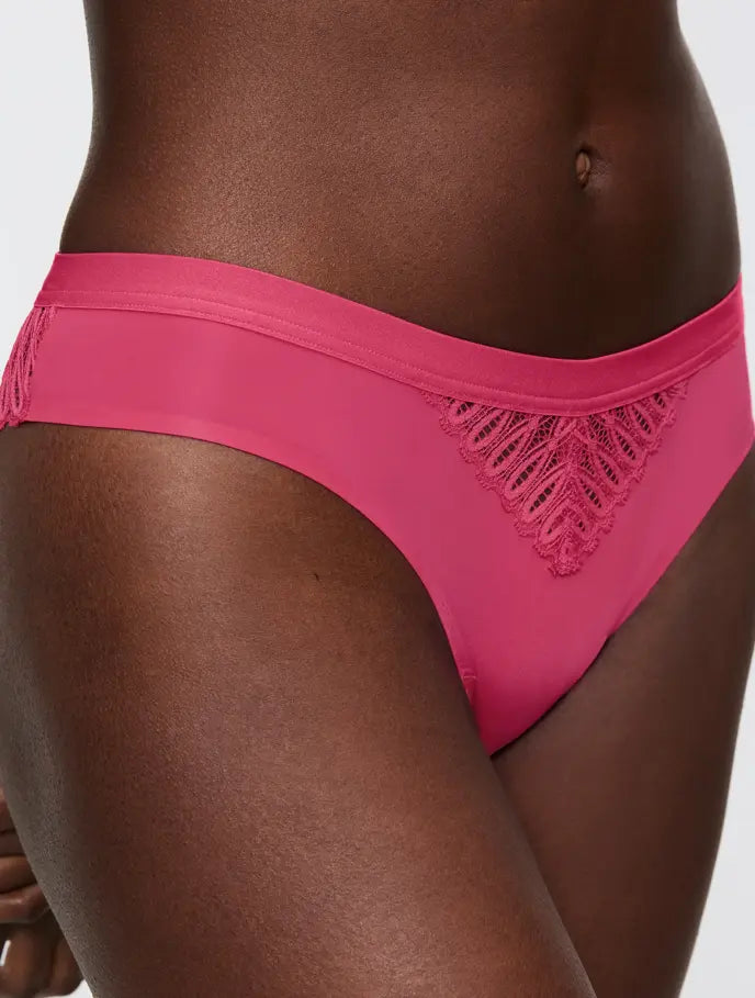 Triumph hipster string - Aura spotlight T Brazilian R* - 6653 Flashy Pink