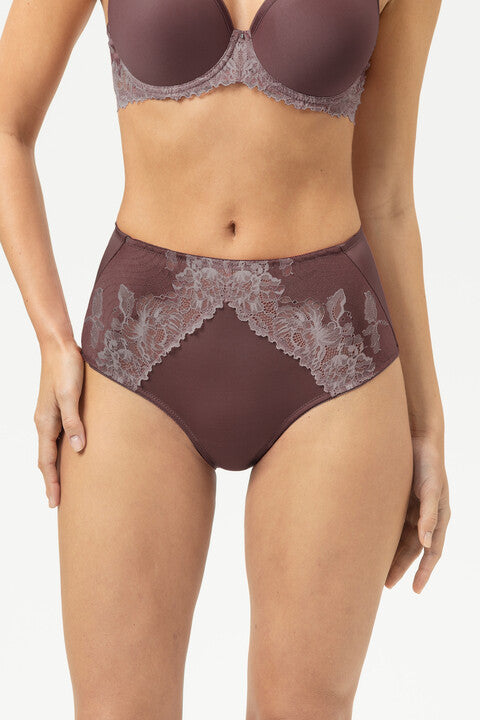 Mey Tailleslip - Luxurious 79285 - Hot Maroon (1809)