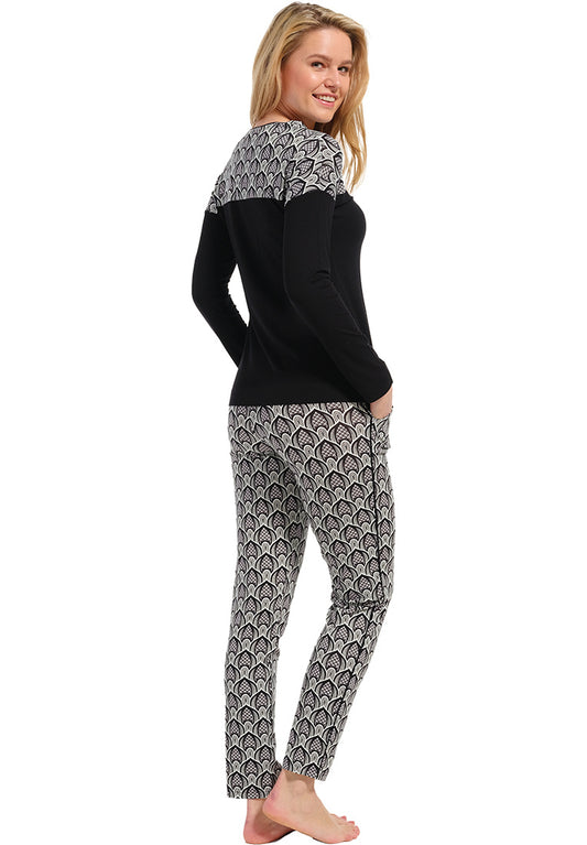 Pastunette Deluxe Pyjama met artistiek patroon - 25232-342-2 - zwart wit
