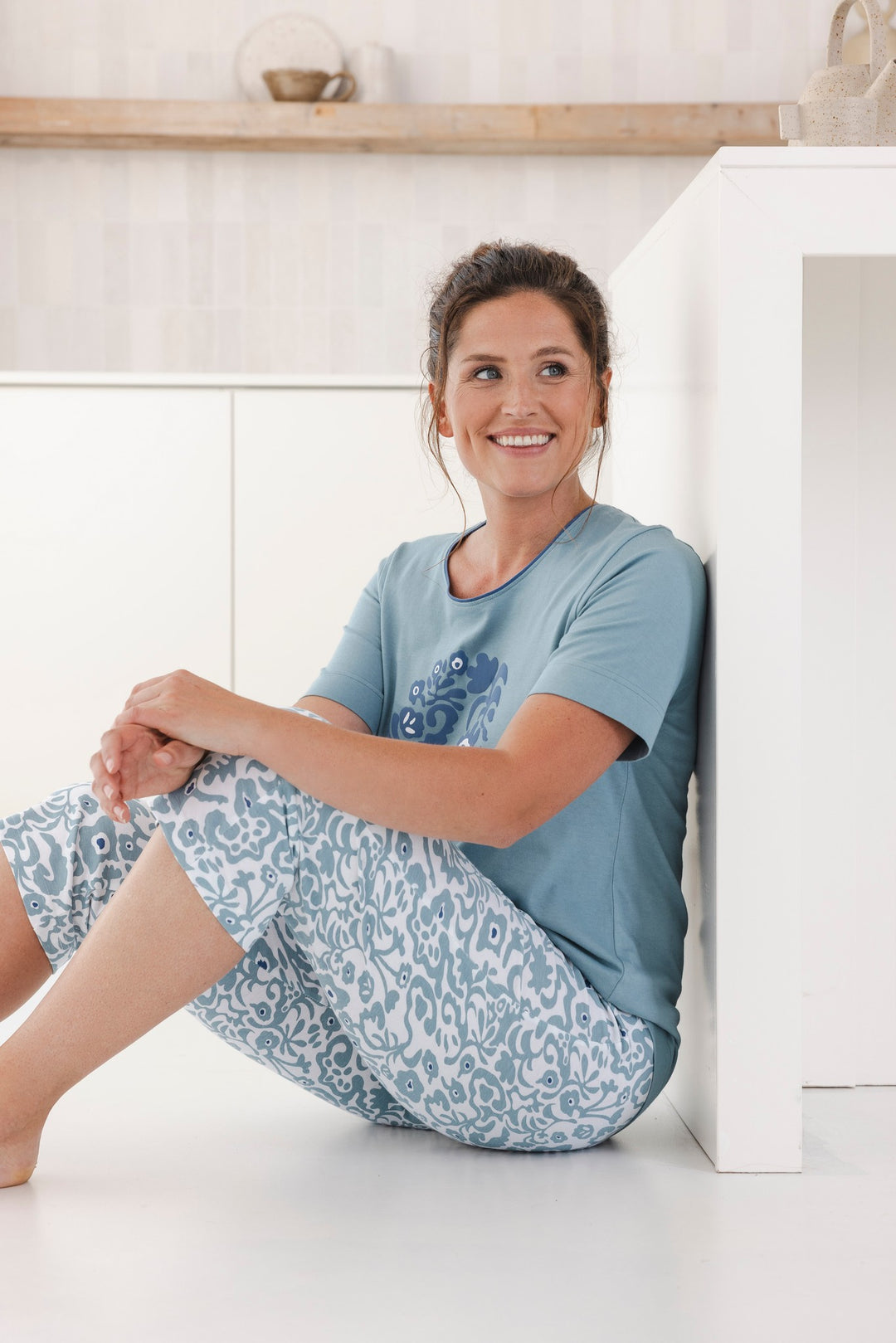 Pastunette Pyjama met capri broek - Stone Blue 121261-130-2 - Blauw