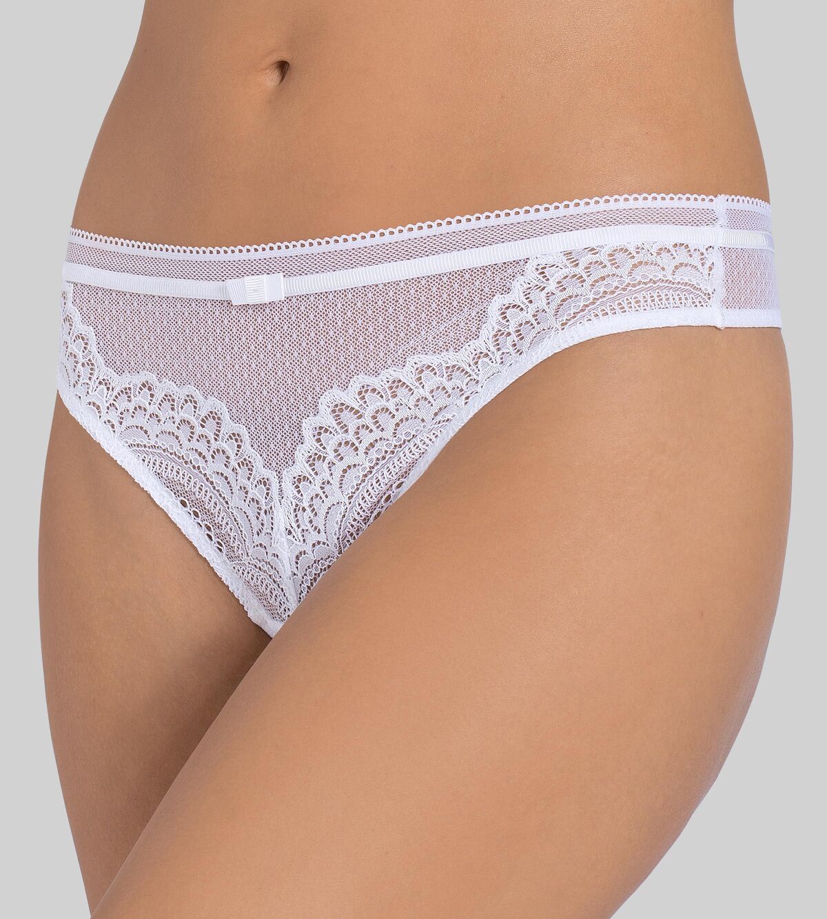 Triumph Beauty-Full Darling String